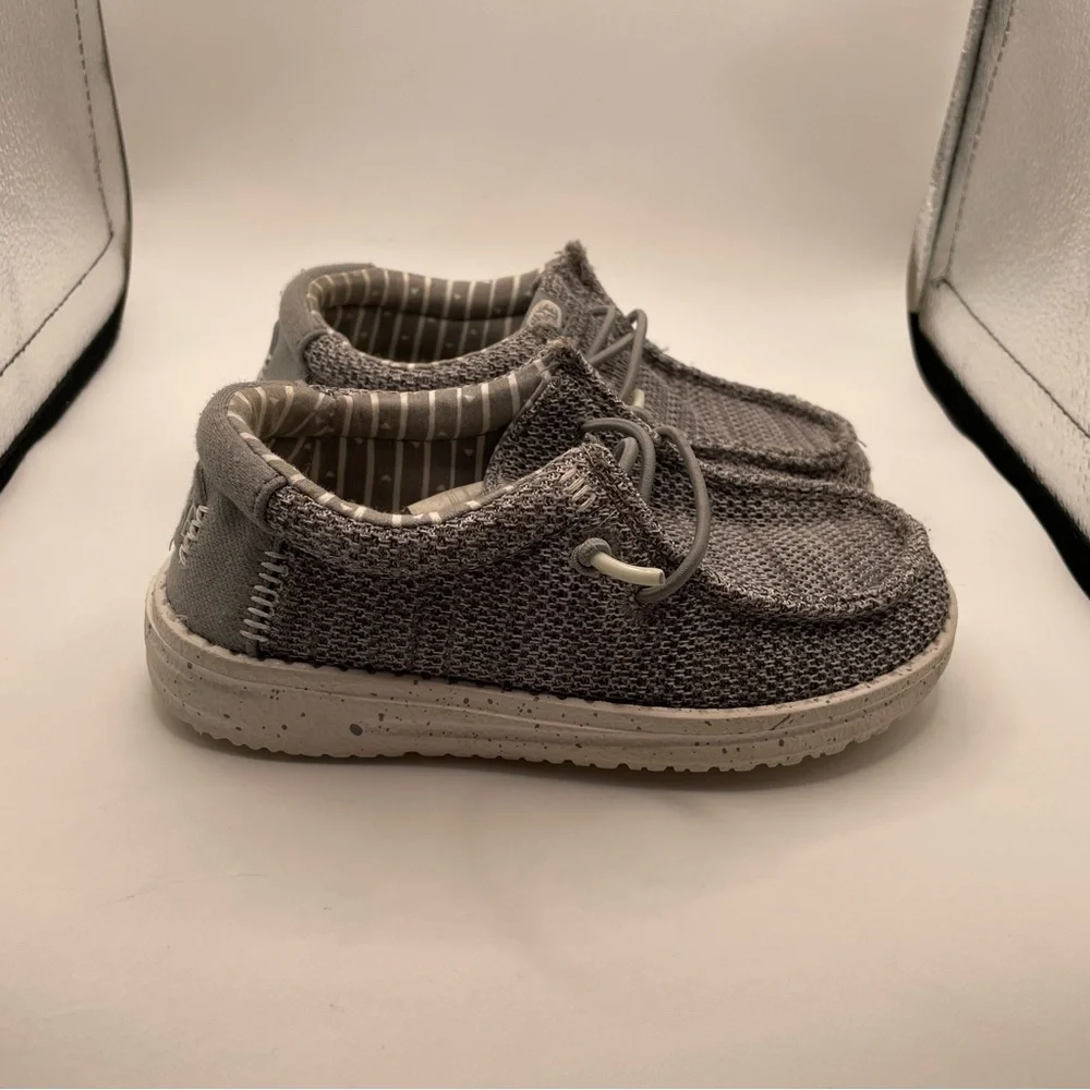 Hey Dude Wally Sox Gray Casual Shoes size 9C